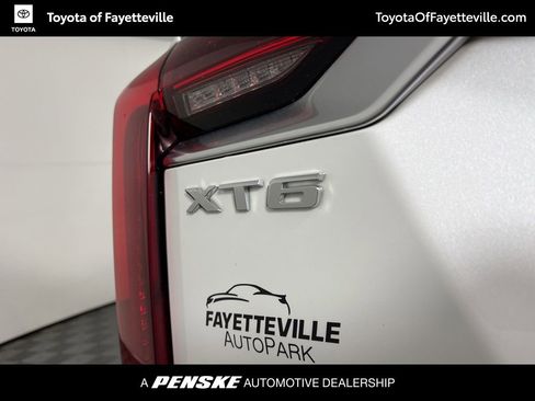 Used 2024 Cadillac XT6 Premium Luxury w/ Technology Package image 3