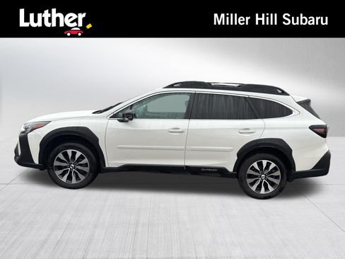 Used 2023 Subaru Outback Limited AWD/4WD image 1