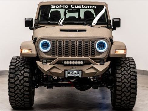 Used 2026 Jeep Gladiator Sport AWD/4WD image 25