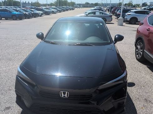 Used 2022 Honda Civic Sport image 3