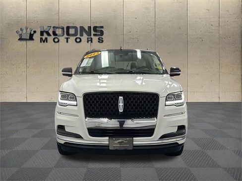 Used 2023 Lincoln Navigator L Black Label image 3