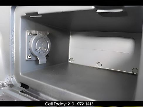 Used 2024 Hyundai Santa Cruz Night image 35