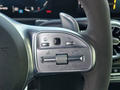Used 2022 Mercedes-Benz GLB 35 AMG 4MATIC image 29