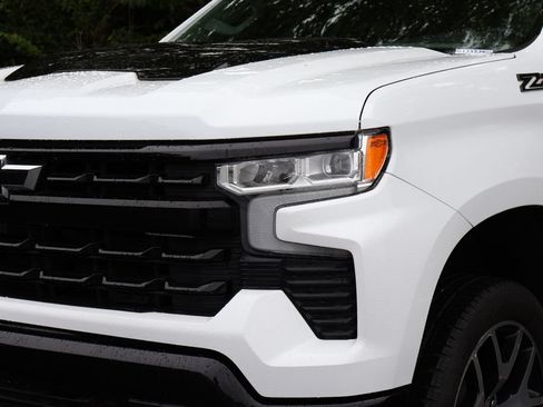 Certified 2024 Chevrolet Silverado 1500 LT Trail Boss w/ Convenience Package II AWD/4WD image 3