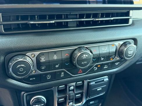 New 2026 Jeep Gladiator Willys image 22