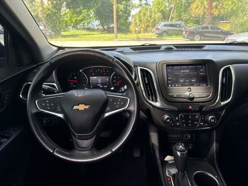 Used 2020 Chevrolet Equinox LT w/ Driver Convenience Package FWD image 25