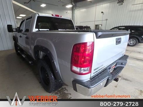 Used 2011 GMC Sierra 1500 SLE w/ Power Tech Package image 11