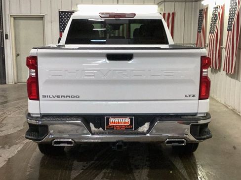 New 2026 Chevrolet Silverado 1500 LTZ w/ LTZ Premium Package AWD/4WD image 5