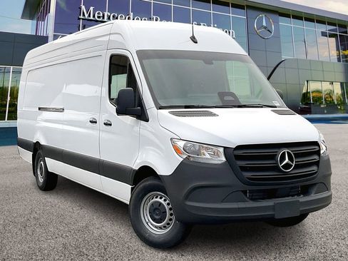 New 2025 Mercedes-Benz Sprinter 2500 image 1