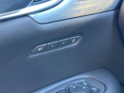 Used 2022 Cadillac XT5 Premium Luxury w/ Technology Package image 27