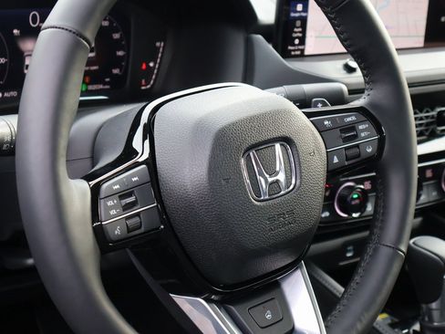 Certified 2025 Honda Accord Touring image 17