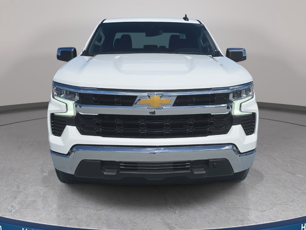 Used 2025 Chevrolet Silverado 1500 LT RWD image 3