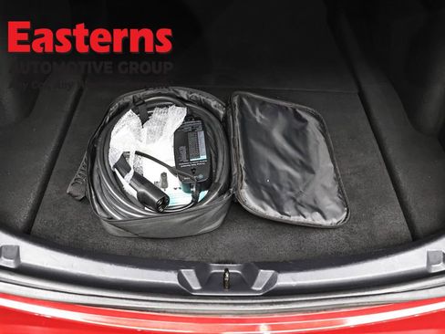 Used 2021 Tesla Model 3 Standard Range Plus RWD image 9