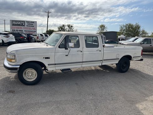 Used 1994 Ford F350 XL image 2