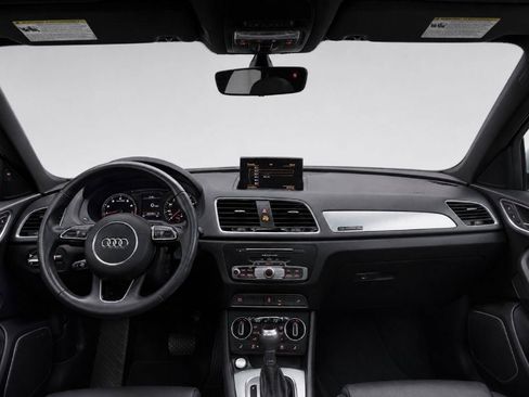 Used 2018 Audi Q3 2.0T Premium Plus w/ Premium Plus Package AWD/4WD image 24
