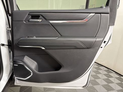 New 2025 GMC Acadia Elevation w/ Elevation Premium Package image 29