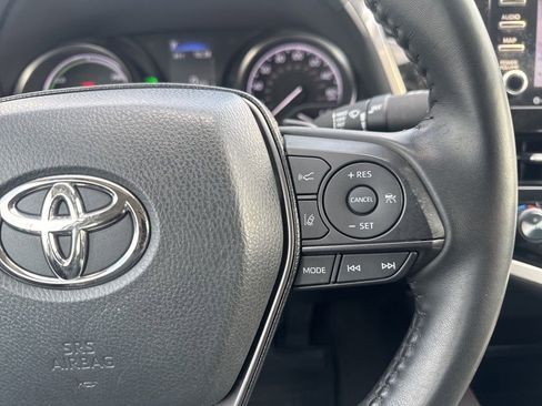 Used 2023 Toyota Camry SE w/ Convenience Package image 15