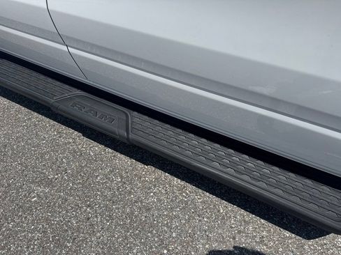 Used 2021 RAM 1500 Laramie RWD image 9
