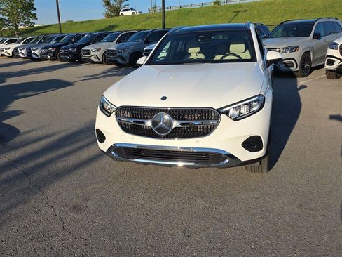 Certified 2025 Mercedes-Benz GLC 300 4MATIC image 7