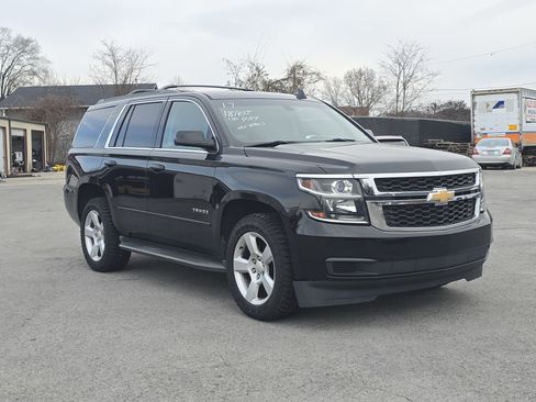 Used 2017 Chevrolet Tahoe LS w/ All-Season Package image 6