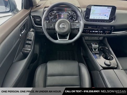 Certified 2023 Nissan Rogue SL w/ SL Premium Package AWD/4WD image 24