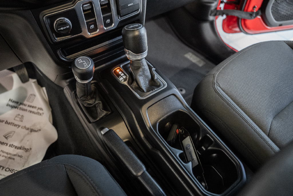 Certified 2023 Jeep Wrangler Sport AWD/4WD image 21
