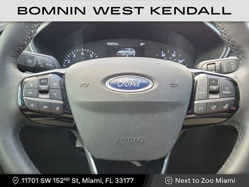 Used 2022 Ford Escape SEL image 14