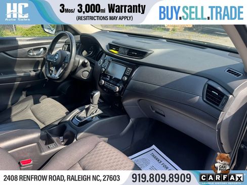 Used 2018 Nissan Rogue SV w/ Sun & Sound Touring Package AWD/4WD image 20