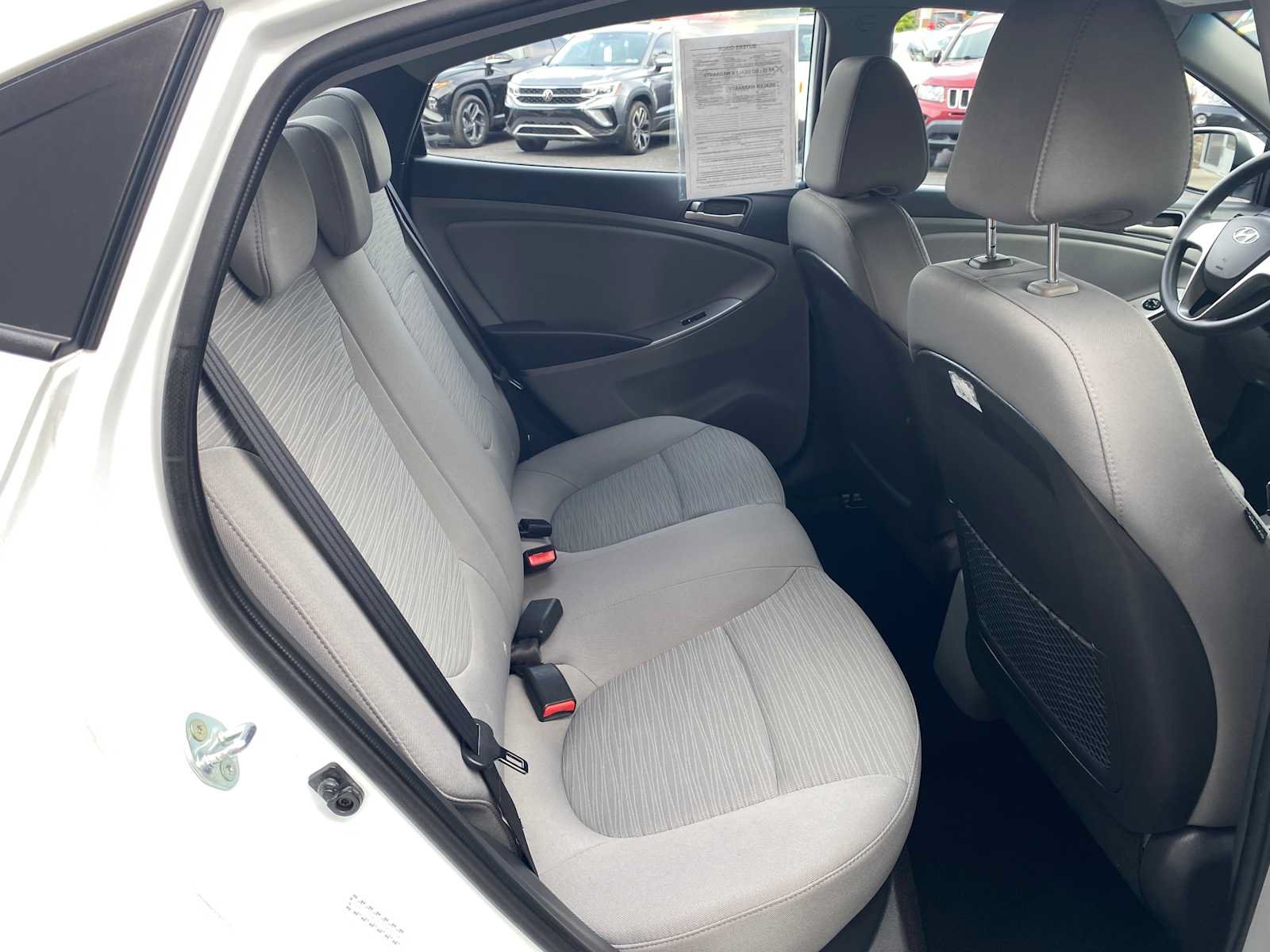 Used 2016 Hyundai Accent SE FWD image 22