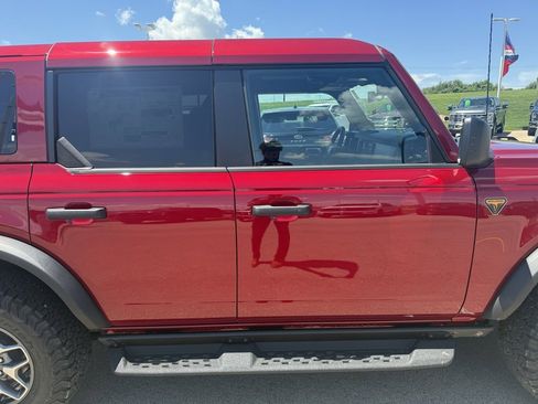 New 2025 Ford Bronco Badlands image 27