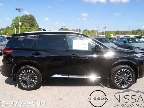 New 2026 Nissan Rogue Platinum AWD/4WD image 4
