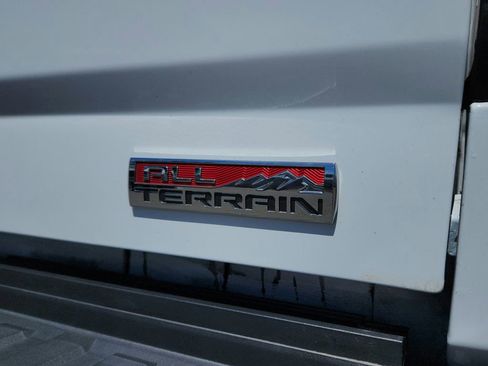 Used 2018 GMC Sierra 3500 SLT AWD/4WD image 13