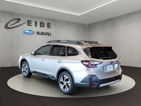 Used 2020 Subaru Outback Limited AWD/4WD image 12