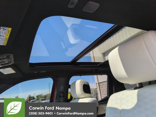 Used 2022 Toyota Tundra Capstone AWD/4WD image 22