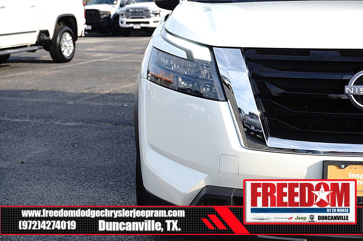Used 2024 Nissan Pathfinder SV FWD image 44