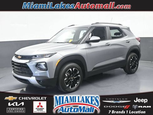 Used 2023 Chevrolet TrailBlazer LT FWD image 1