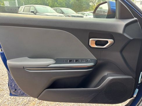 Used 2025 Kia K4 FWD image 15