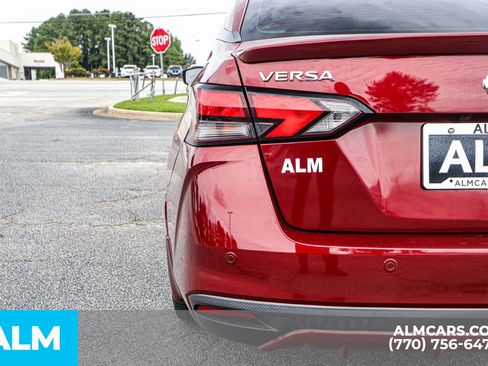 Used 2020 Nissan Versa SR w/ Convenience Package image 17