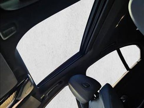 Used 2019 BMW 330i Sedan w/ Driving Assistance Package image 14