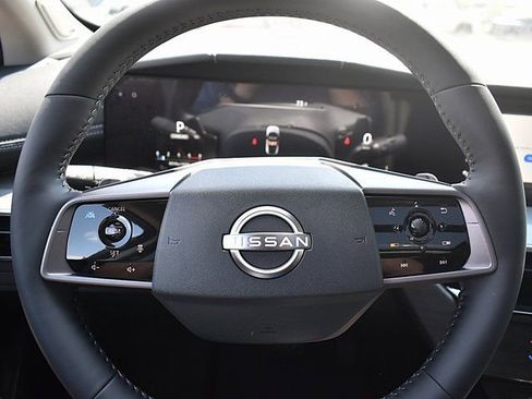 New 2025 Nissan Murano SL image 10