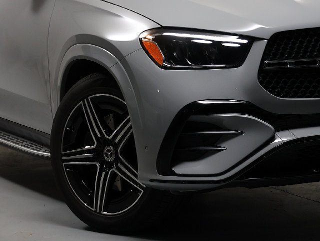 Certified 2026 Mercedes-Benz GLE 450 4MATIC image 3