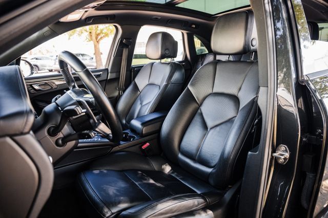 Used 2018 Porsche Macan S AWD/4WD image 4