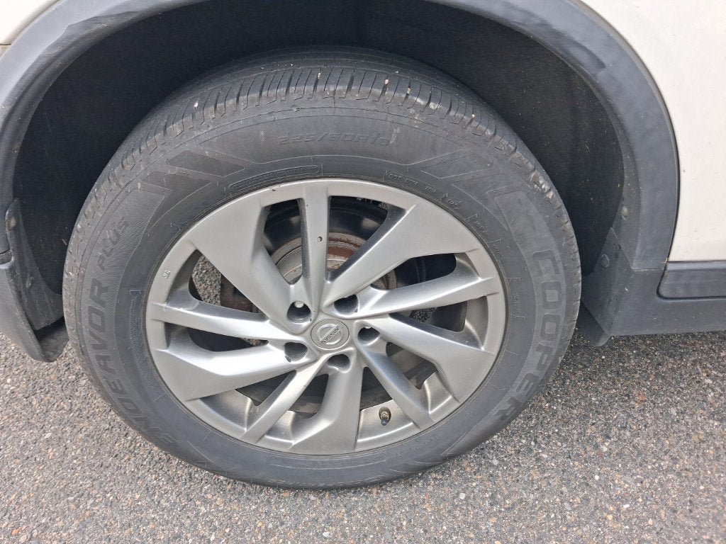 Used 2014 Nissan Rogue SL AWD/4WD image 5