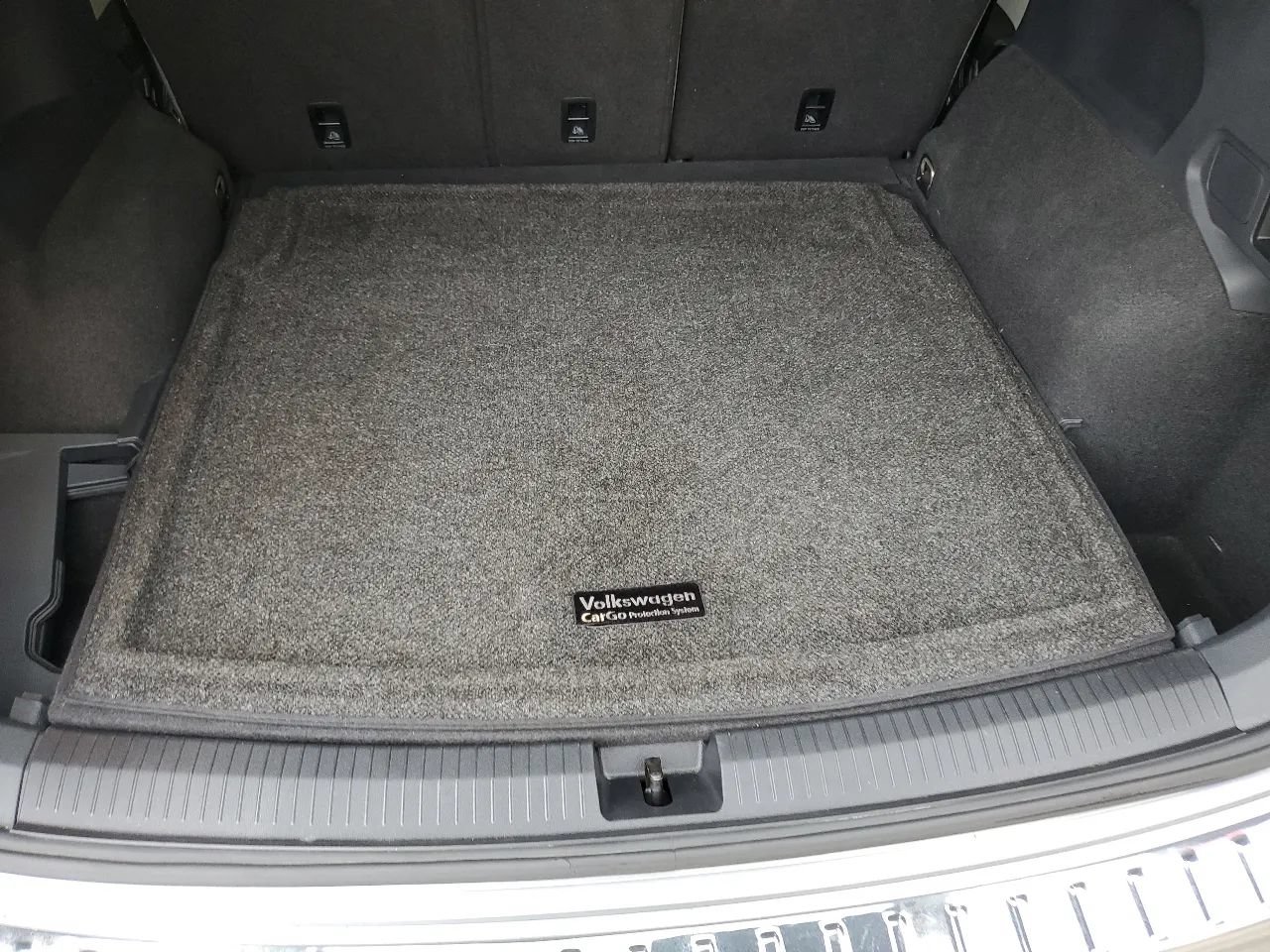 Used 2019 Volkswagen Tiguan S AWD/4WD image 40