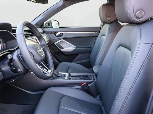 New 2025 Audi Q3 2.0T Premium image 17