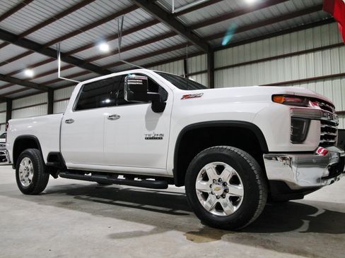 Used 2021 Chevrolet Silverado 2500 LTZ w/ LTZ Premium Texas Edition AWD/4WD image 16