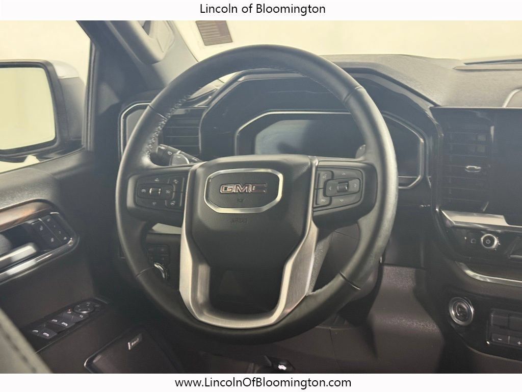 Used 2025 GMC Sierra 1500 SLT w/ SLT Premium Package AWD/4WD image 16