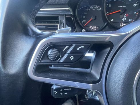 Used 2021 Porsche Macan image 15