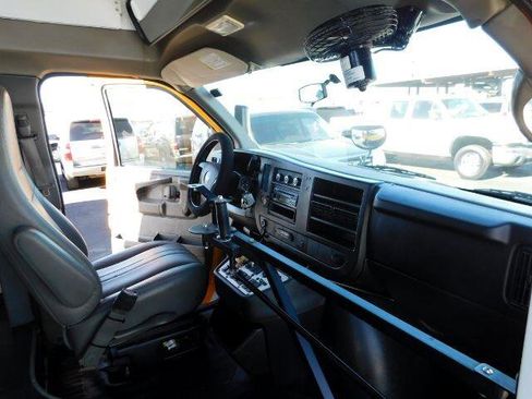 Used 2013 Chevrolet Express 4500 w/ School Bus Package image 11