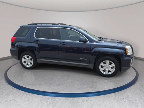Used 2016 GMC Terrain SLE w/ Convenience Package FWD image 4